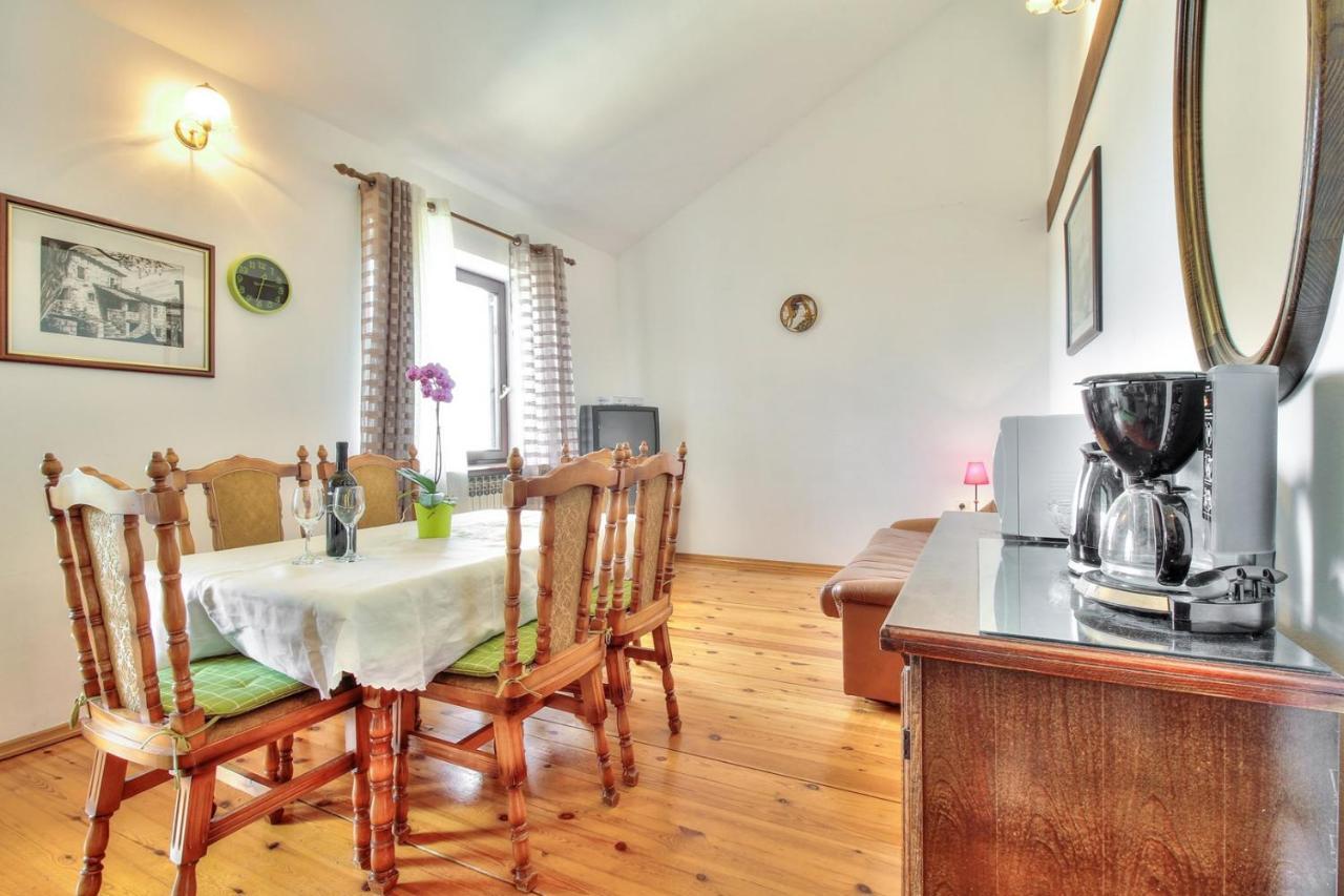 Nadia House With Apartments ซัมบราทิยา ภายนอก รูปภาพ